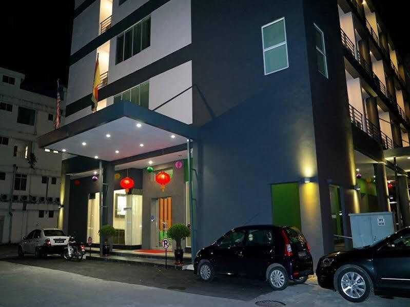 Nova Kuching Hotel المظهر الخارجي الصورة