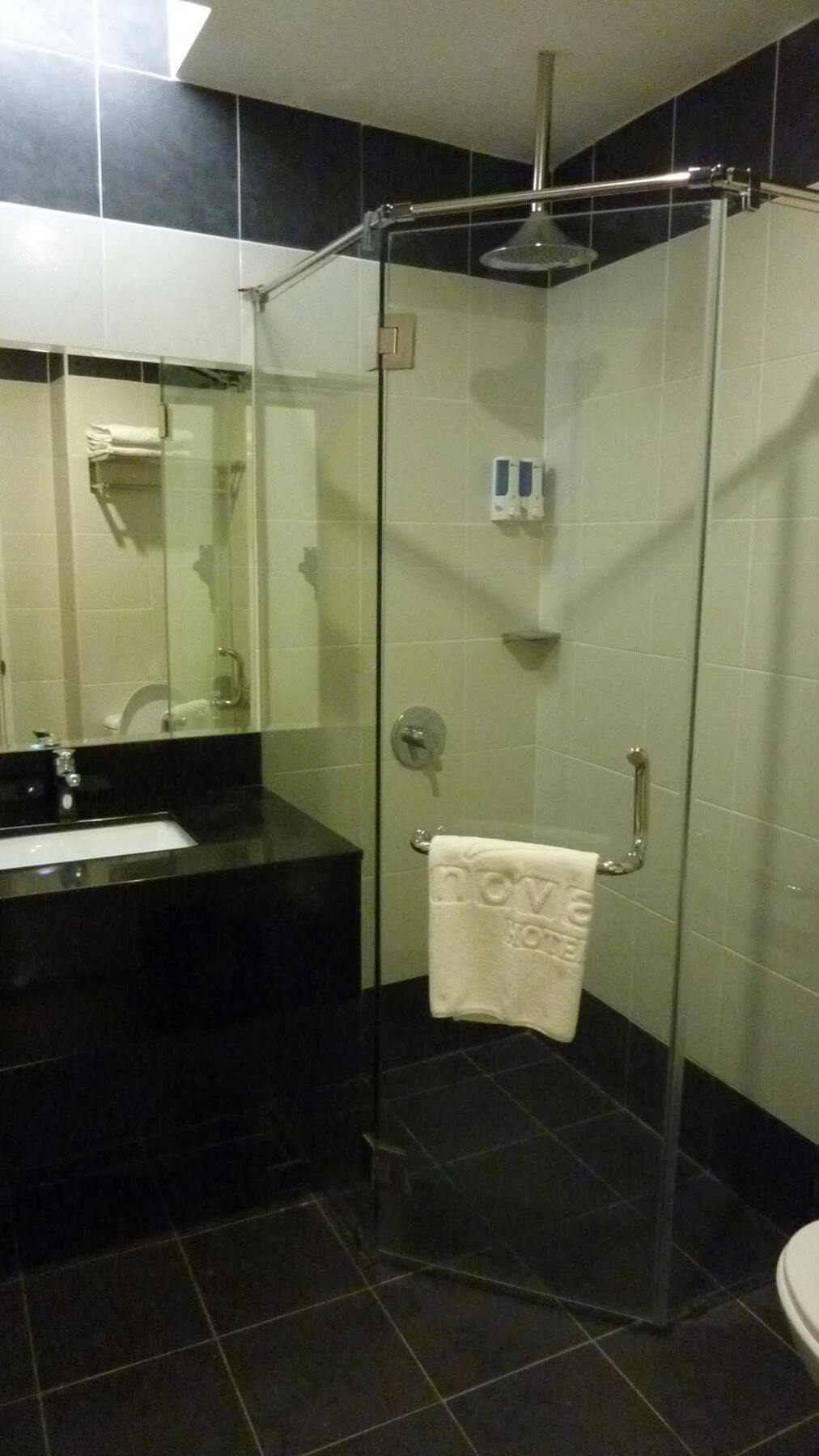 Nova Kuching Hotel المظهر الخارجي الصورة