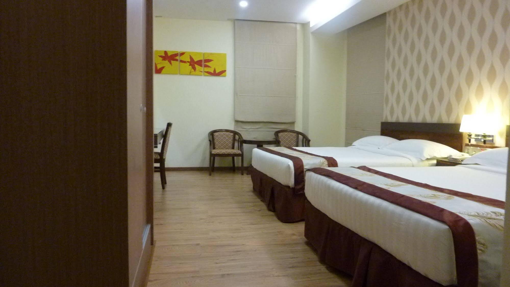 Nova Kuching Hotel المظهر الخارجي الصورة